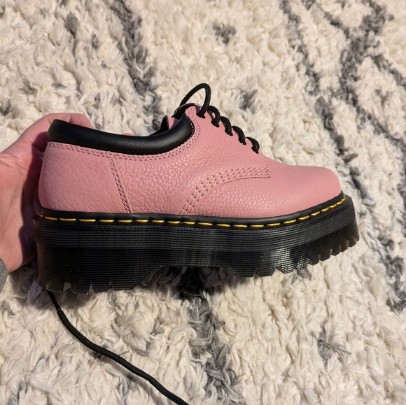 Pink doc Marten's NWOT size 8/39eu - Picture 3 of 7